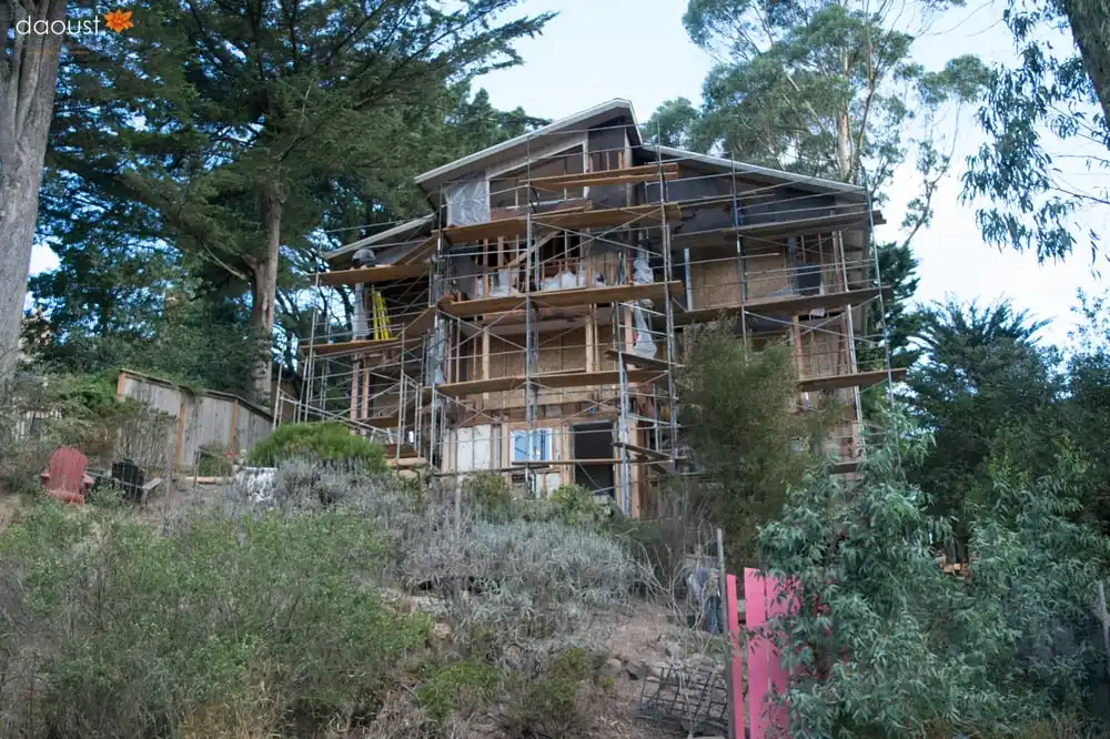 Scaffolding San Francisco setup on a multilevel hillside home under renovation.